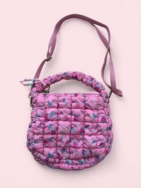 OMG Accessories Floral Quilted Scrunchie Bag